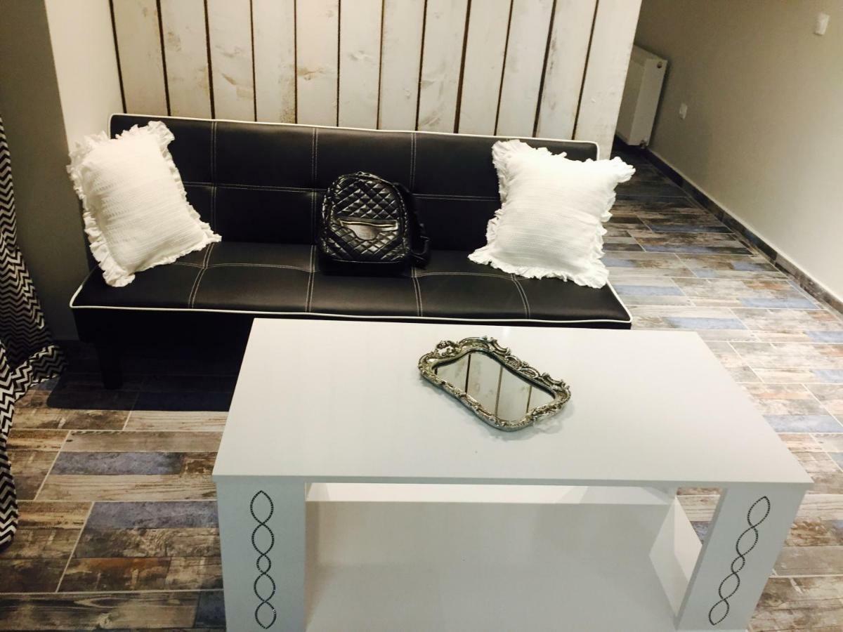 Vivian House Apartment Thessaloníki Ngoại thất bức ảnh